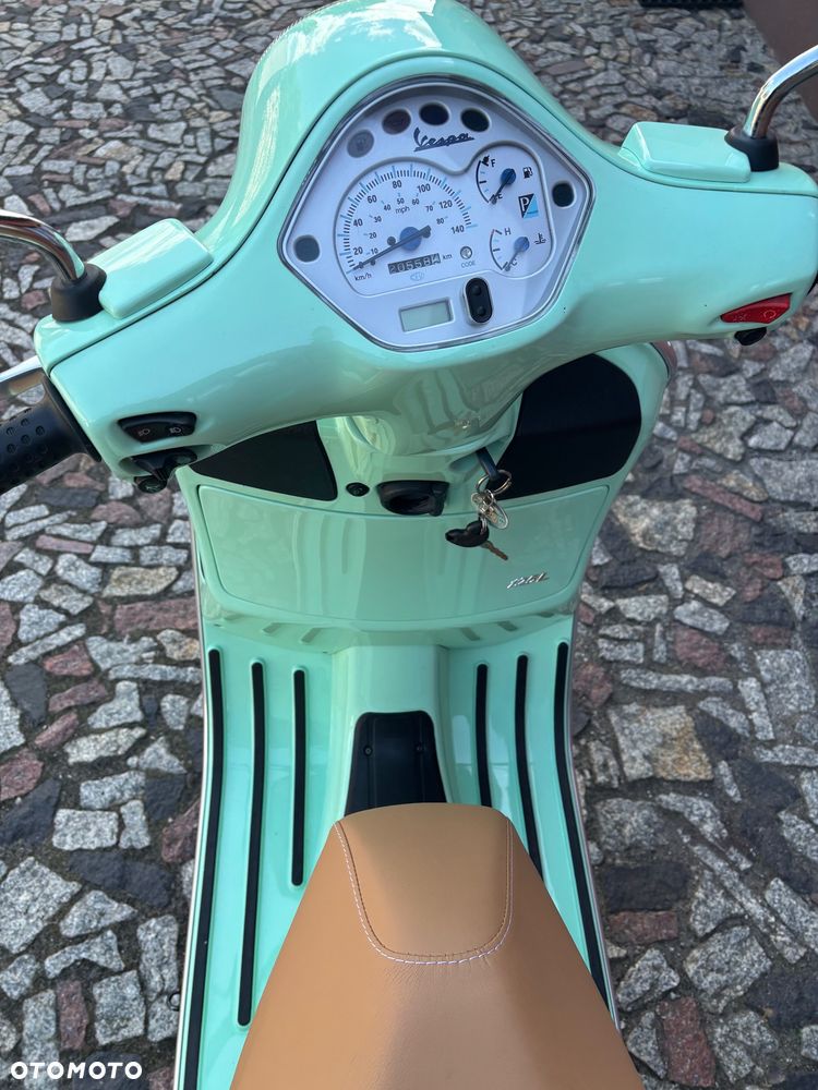 Vespa Grantourismo - 8