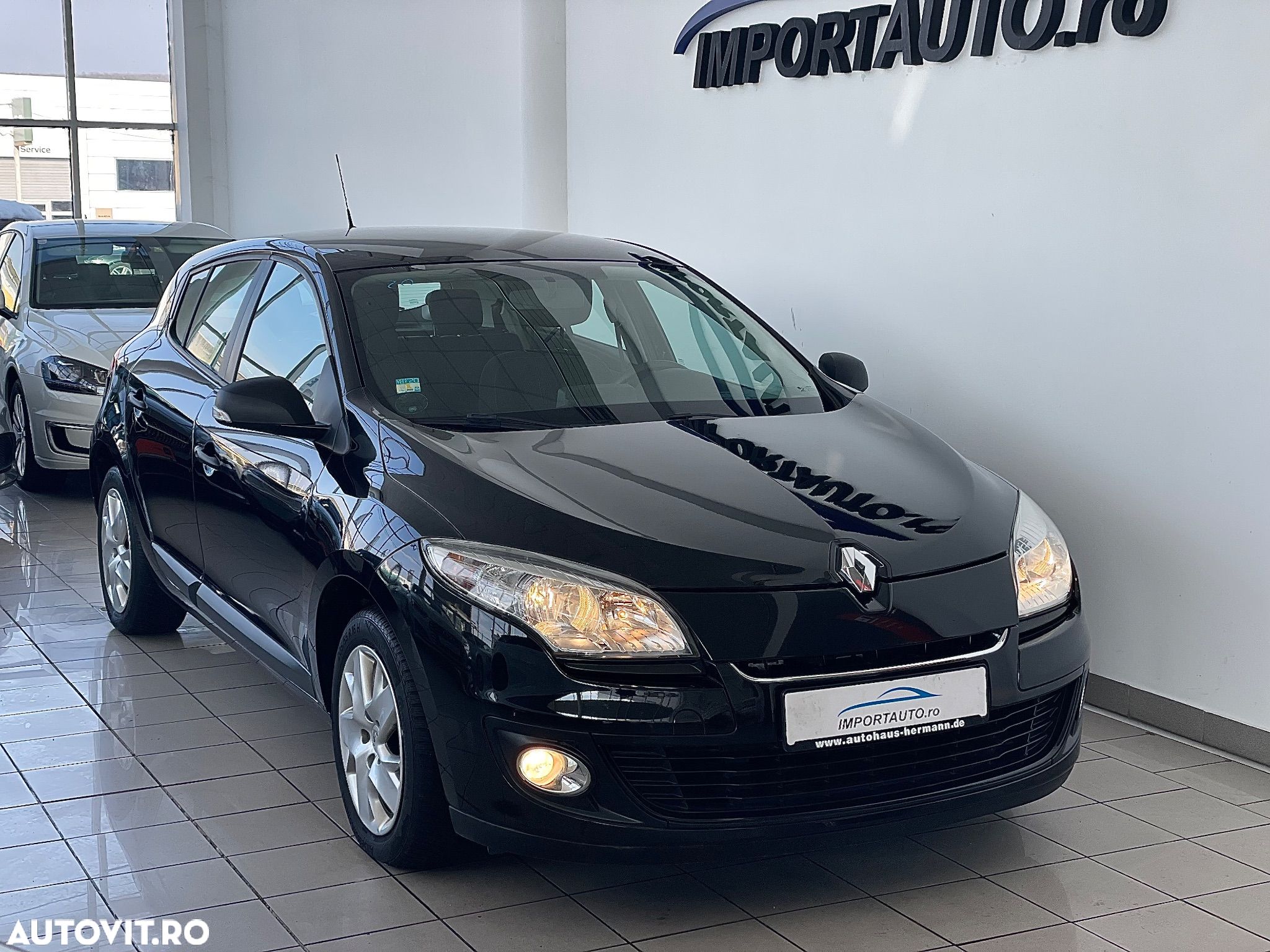 Renault Megane 1.6 16V 100 TomTom Edition - 1