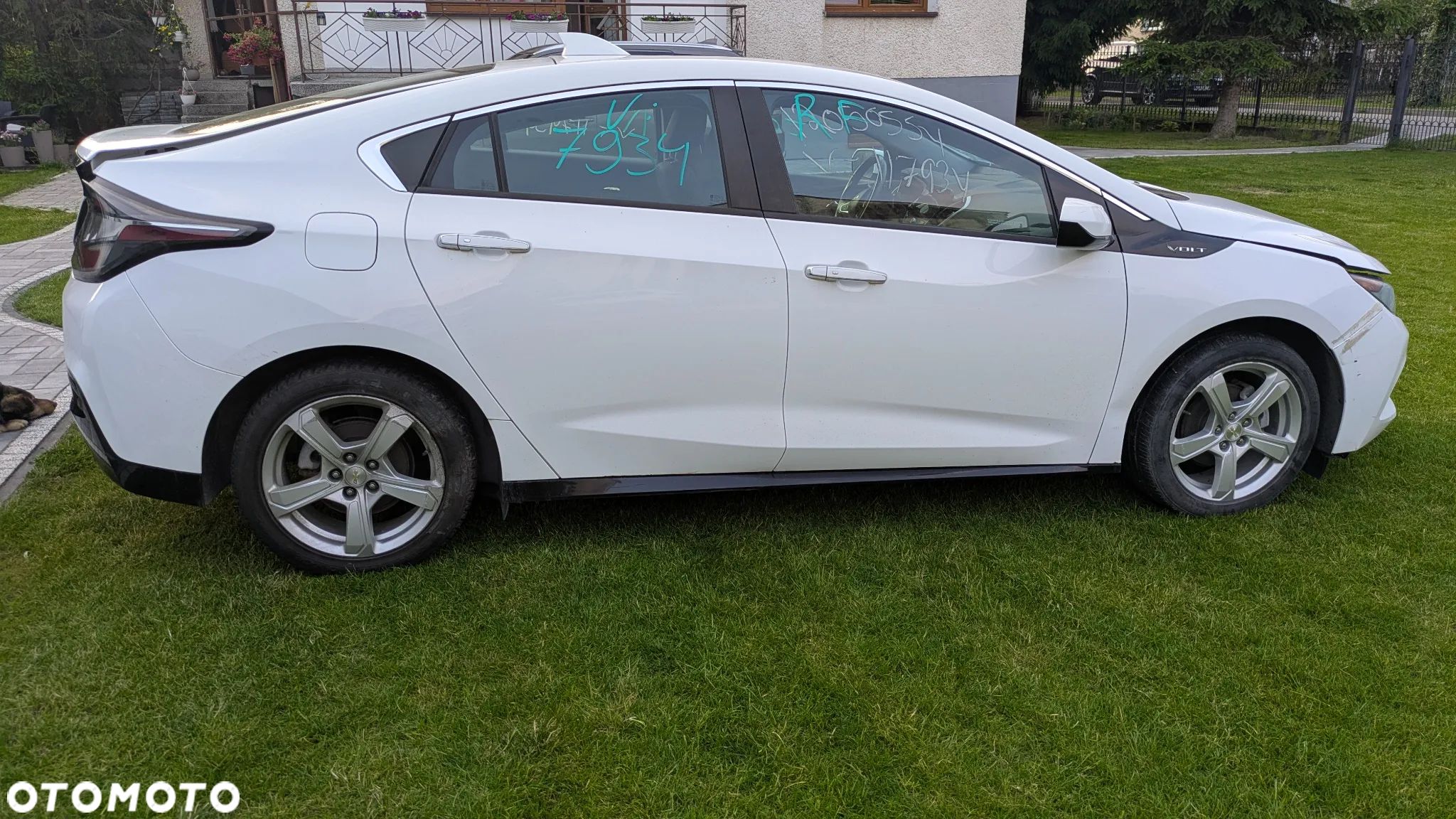 Chevrolet Volt - 1