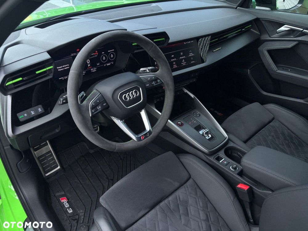 Audi RS3 Sportback - 12