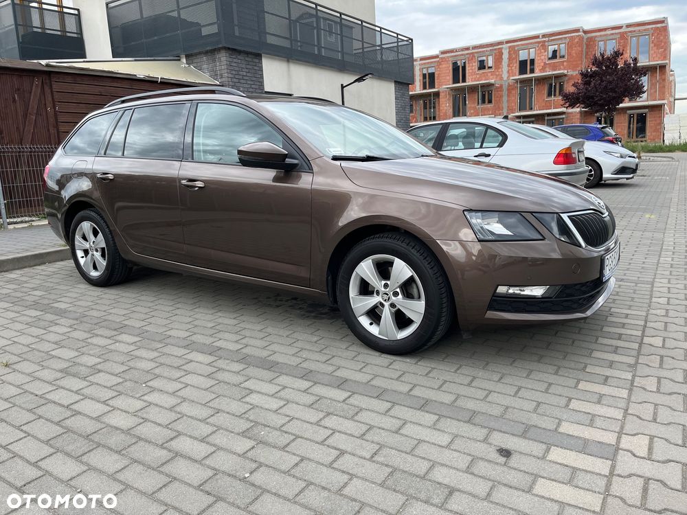 Skoda Octavia 1.4 TSI Ambition DSG - 12