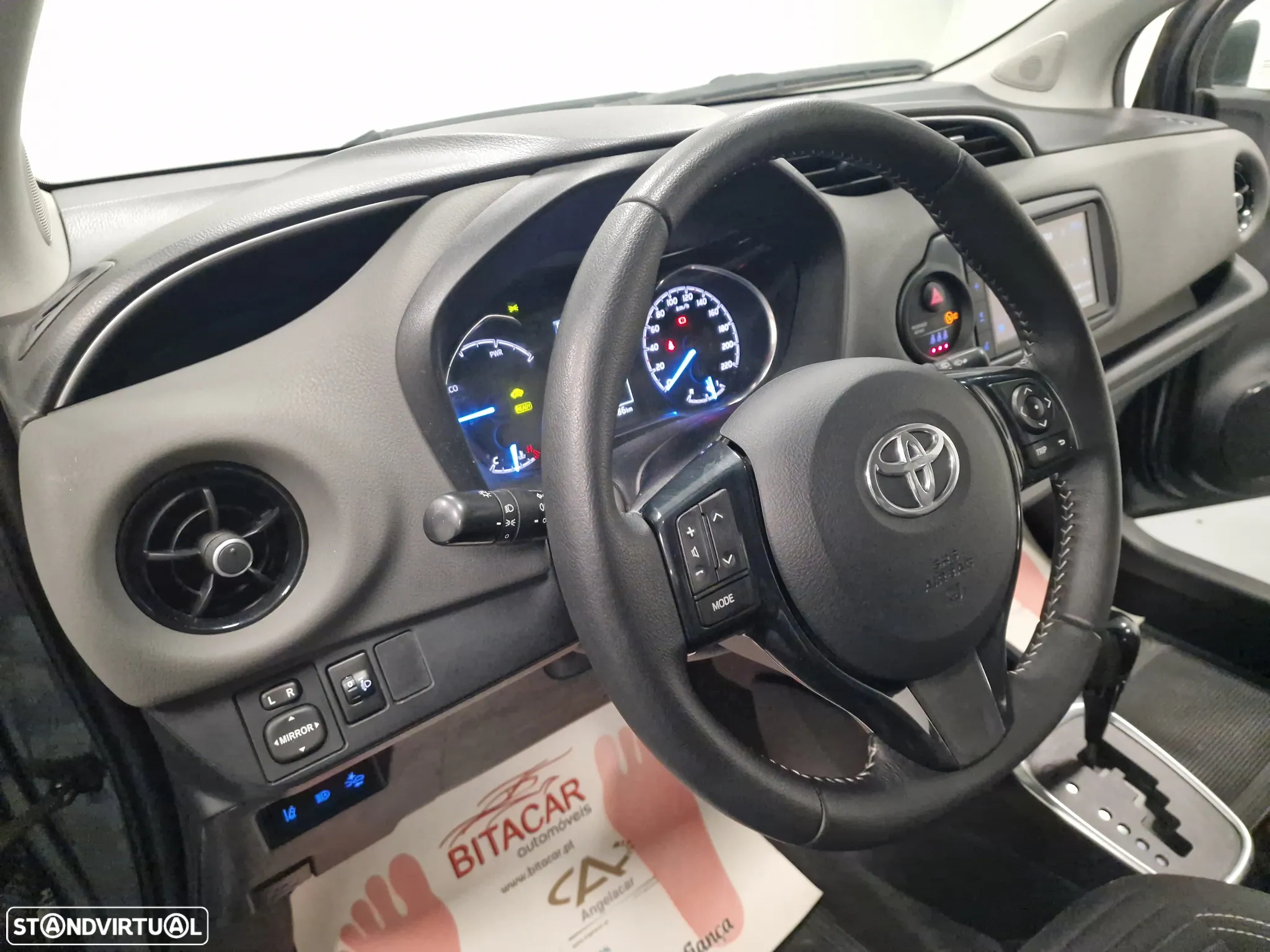 Toyota Yaris 1.5 HSD Comfort - 36