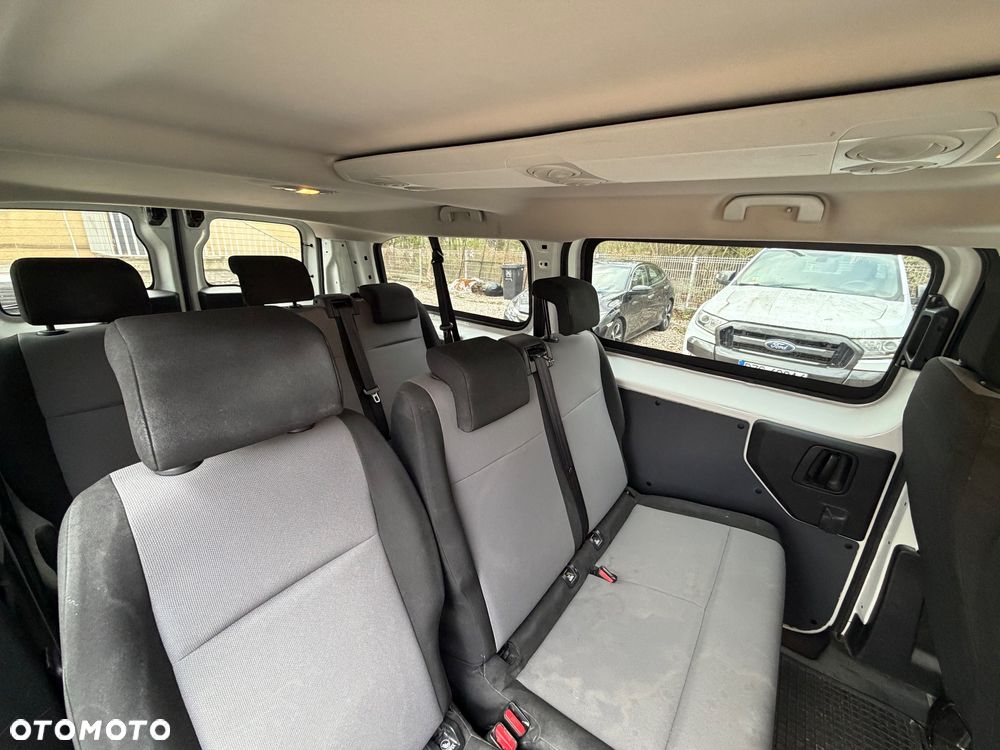 Peugeot Expert Kombi Standard 2,8t - 12