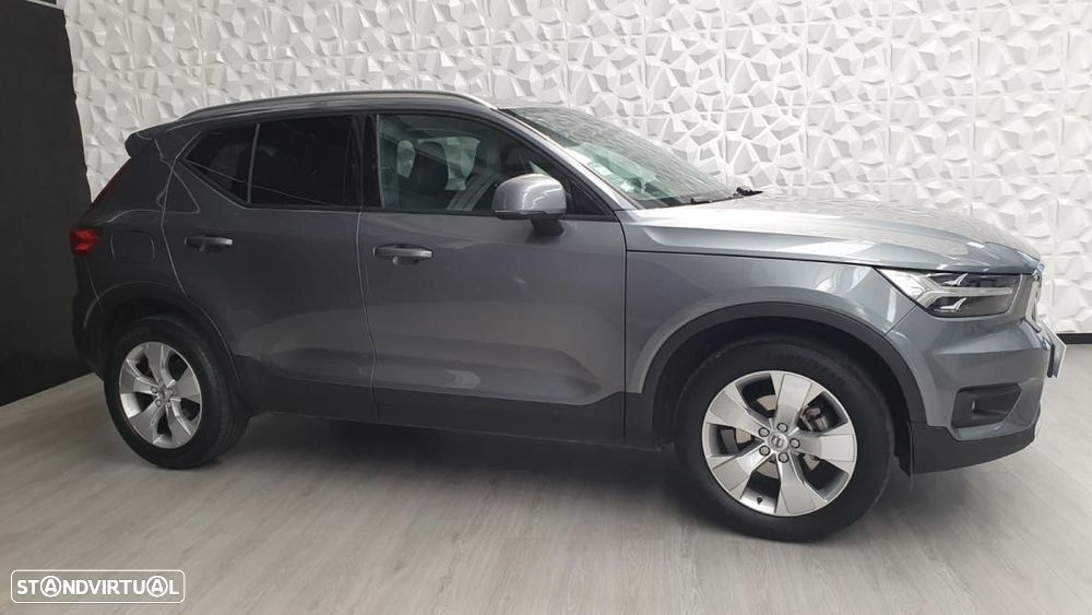Volvo XC 40 2.0 D3 Momentum Core - 7