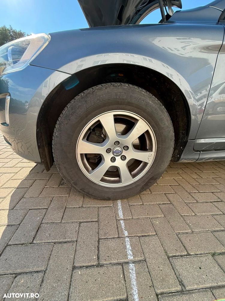 Volvo XC 60 D3 Geartronic Momentum - 7