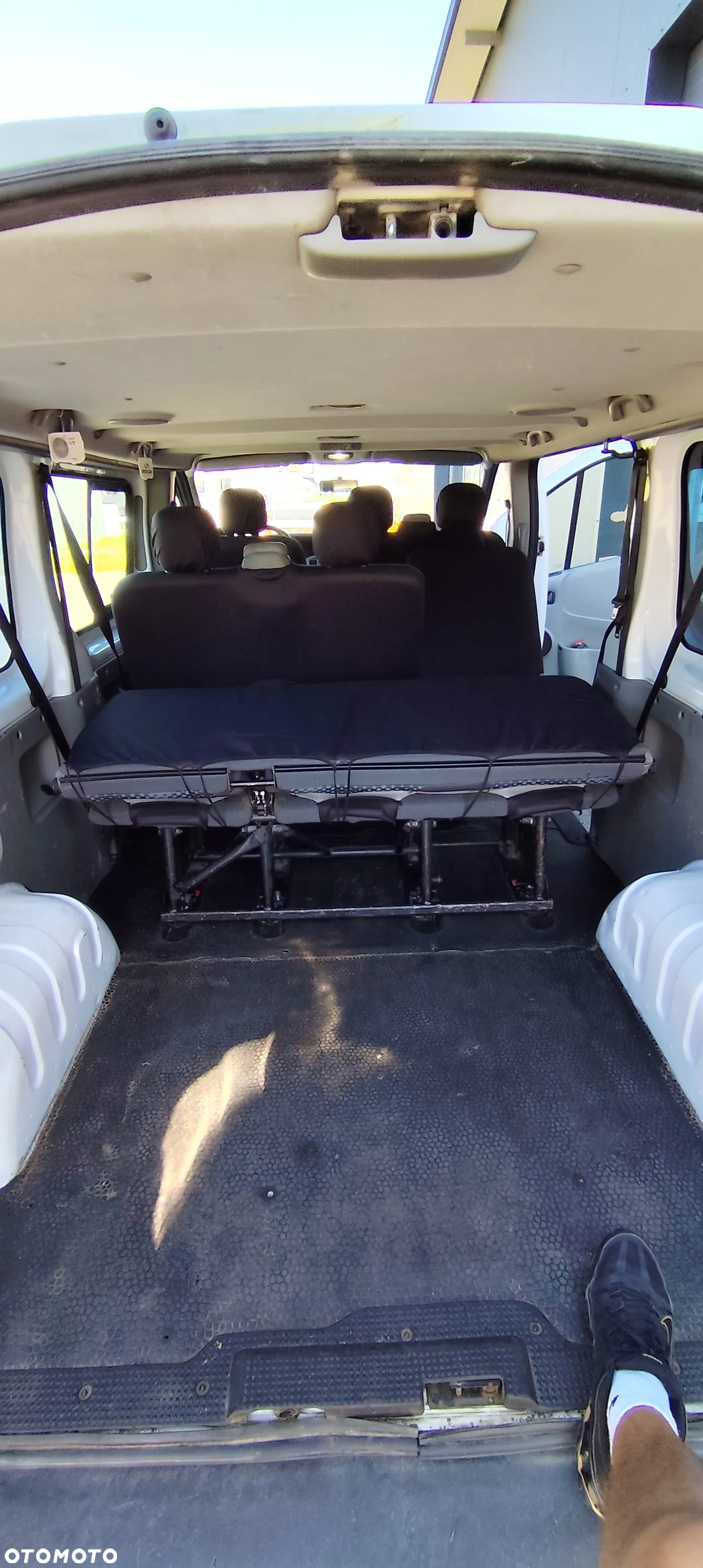 Renault Trafic 2.0 dCi 115 Combi L2H1 - 13