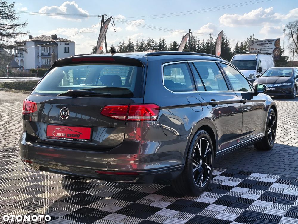Volkswagen Passat 2.0 TDI SCR DSG Comfortline - 9