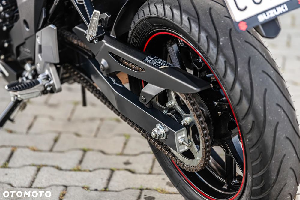 Suzuki GSX-R - 20