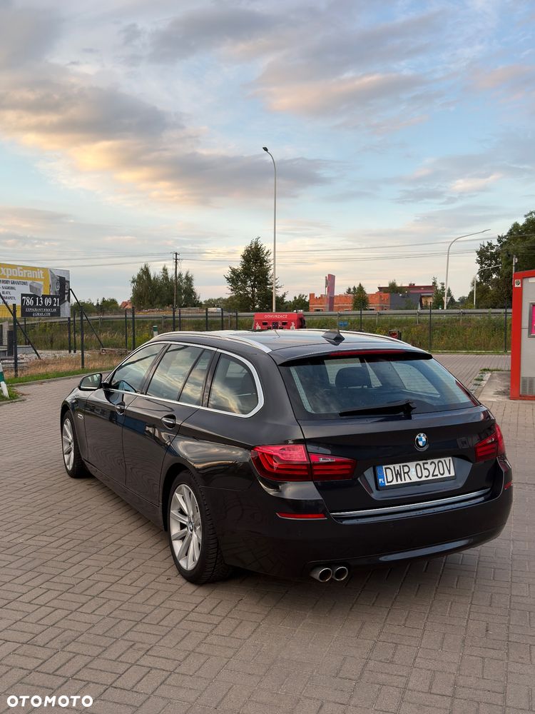 BMW Seria 5 520d Luxury Line - 7