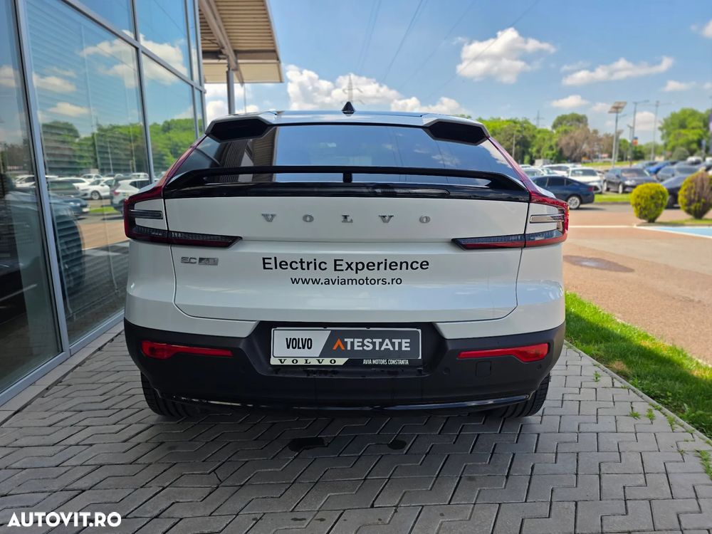 Volvo C40 Recharge Twin Motor AWD Plus - 9