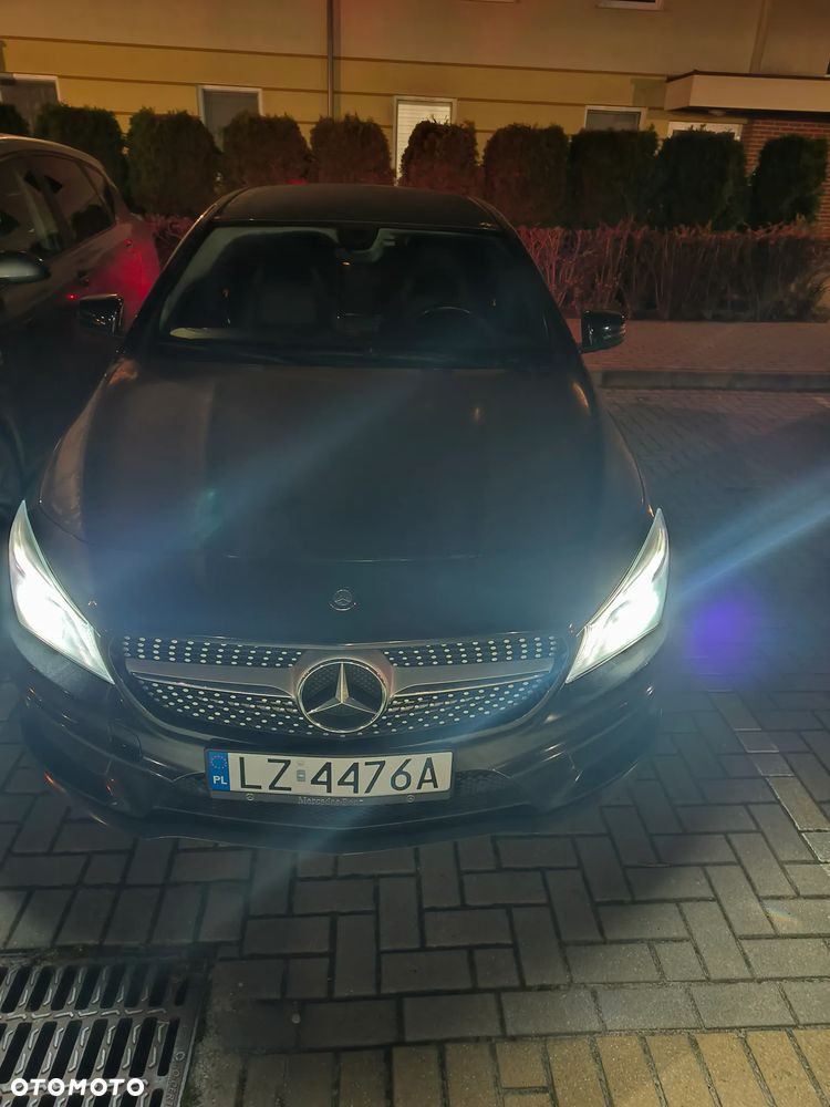 Mercedes-Benz CLA 250 4Matic 7G-DCT AMG Line - 3