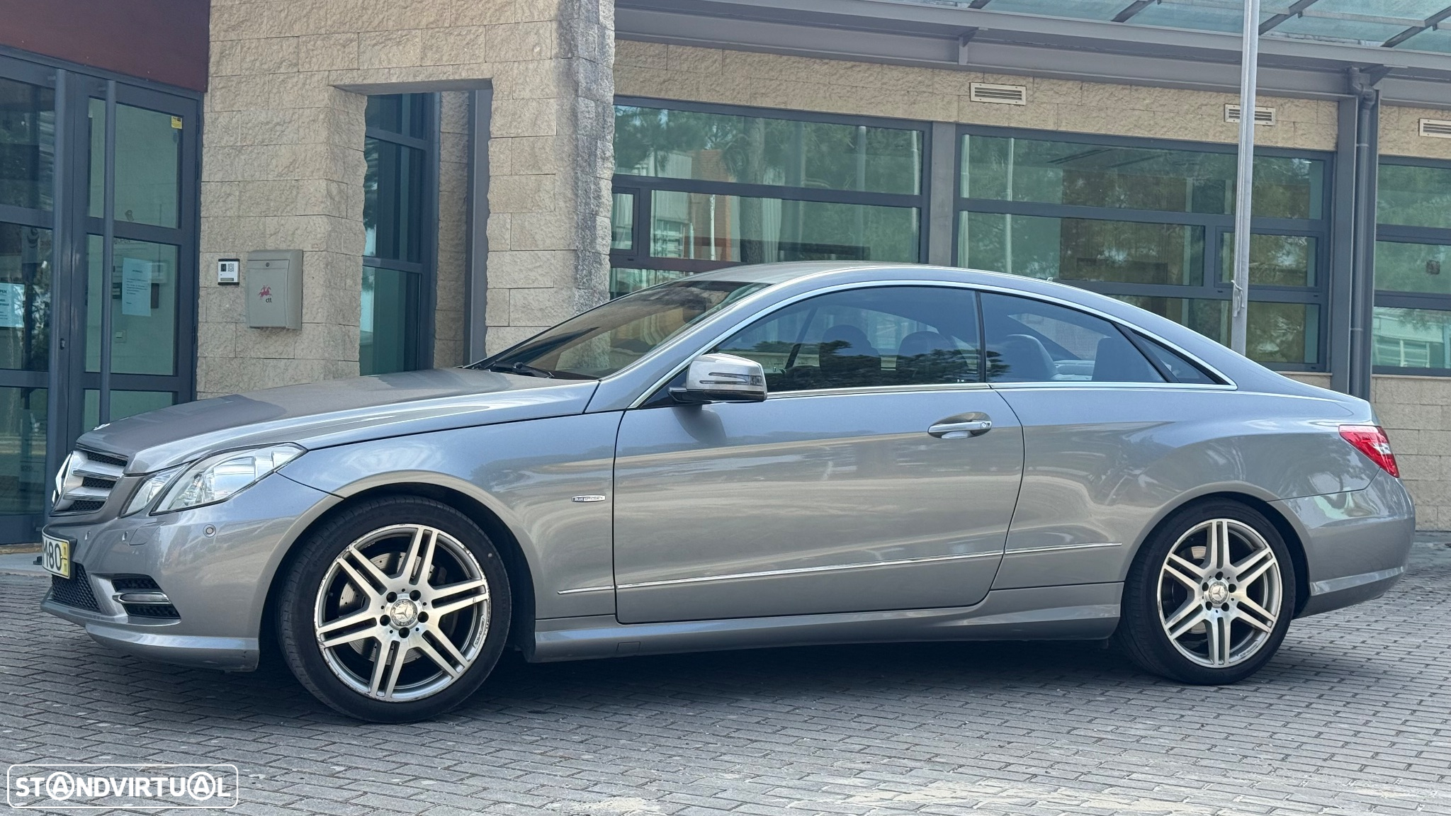 Mercedes-Benz E 250 CDi Avantgarde BlueEfficiency Auto. - 22