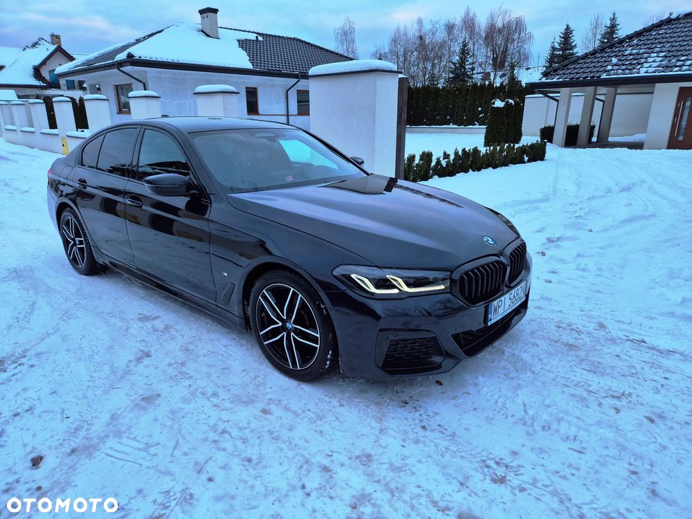 BMW Seria 5 520d M Sport - 2