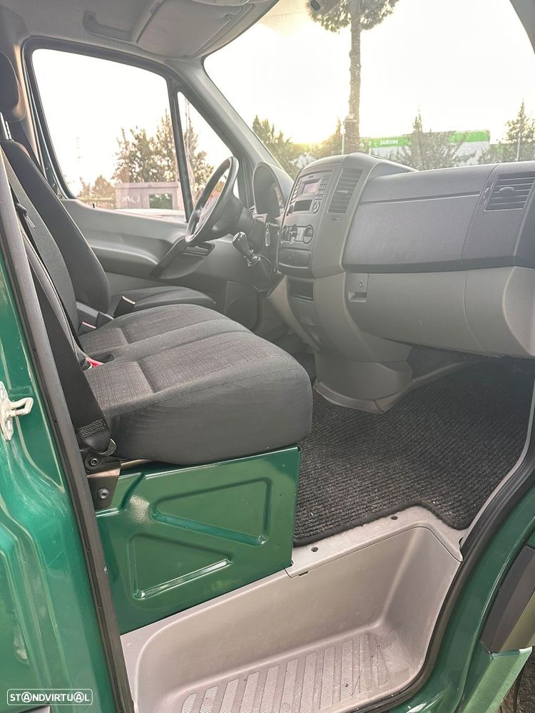 Mercedes-Benz Sprinter 210 CDI/32 - 12