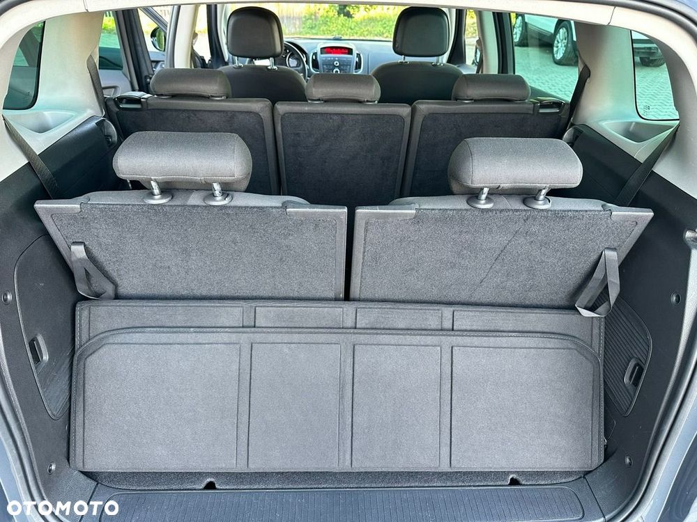 Opel Zafira - 14