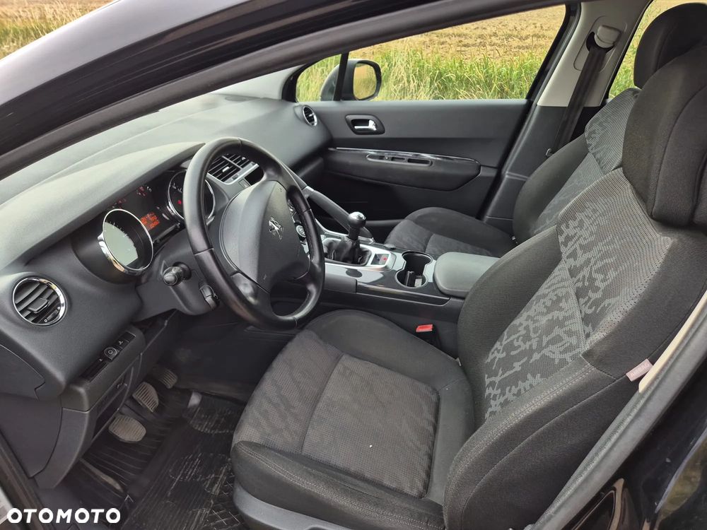 Peugeot 3008 1.6 Active - 13
