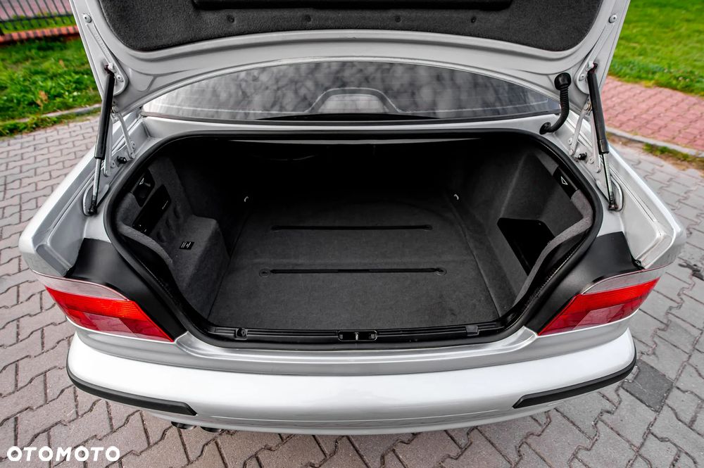 BMW Seria 5 523i - 19