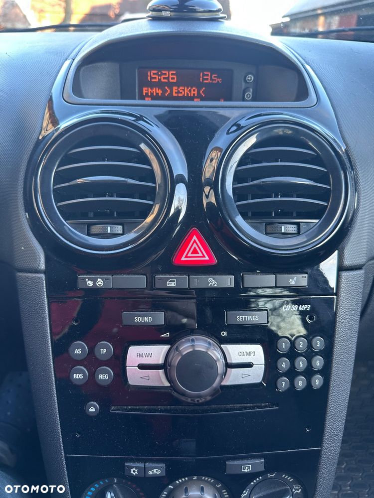 Opel Corsa 1.2 16V Cosmo - 3