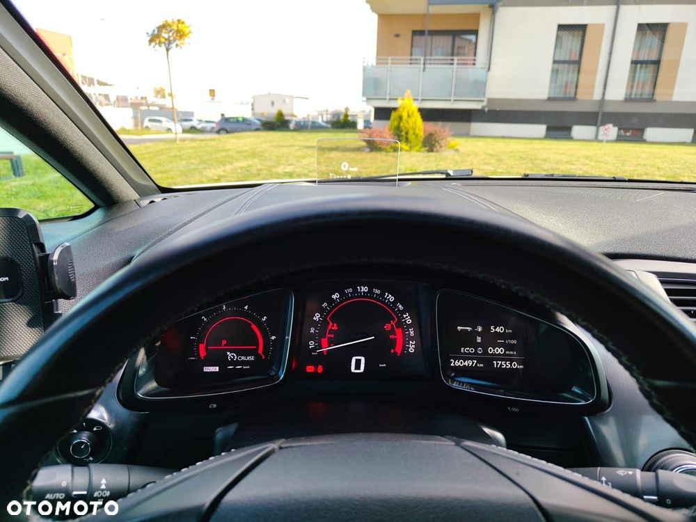 DS Automobiles DS 5 - 9