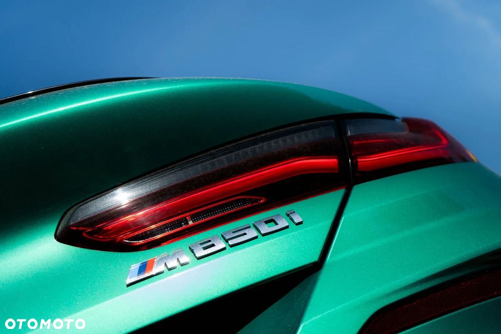 BMW Seria 8 M850i xDrive - 15