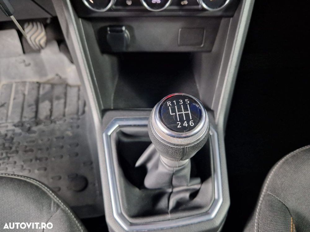 Dacia Sandero - 22