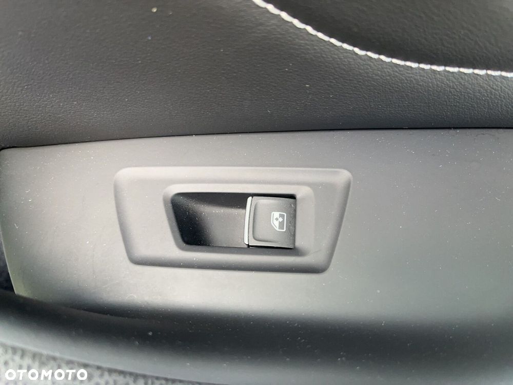 Volkswagen Passat Alltrack - 22