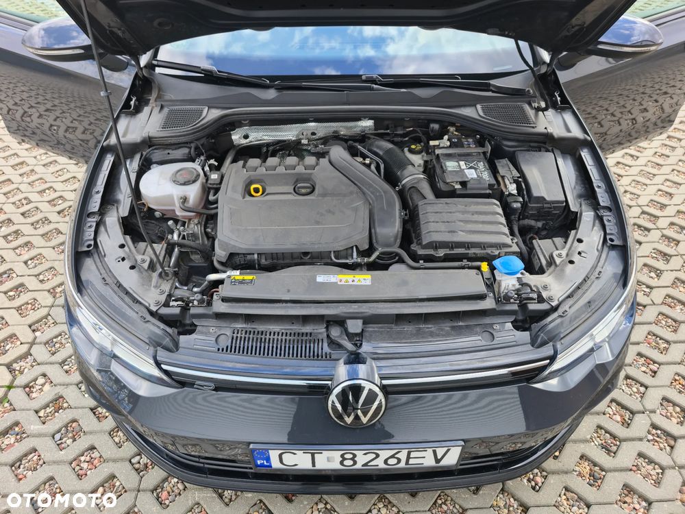 Volkswagen Golf 1.5 eTSI OPF DSG R-Line - 28