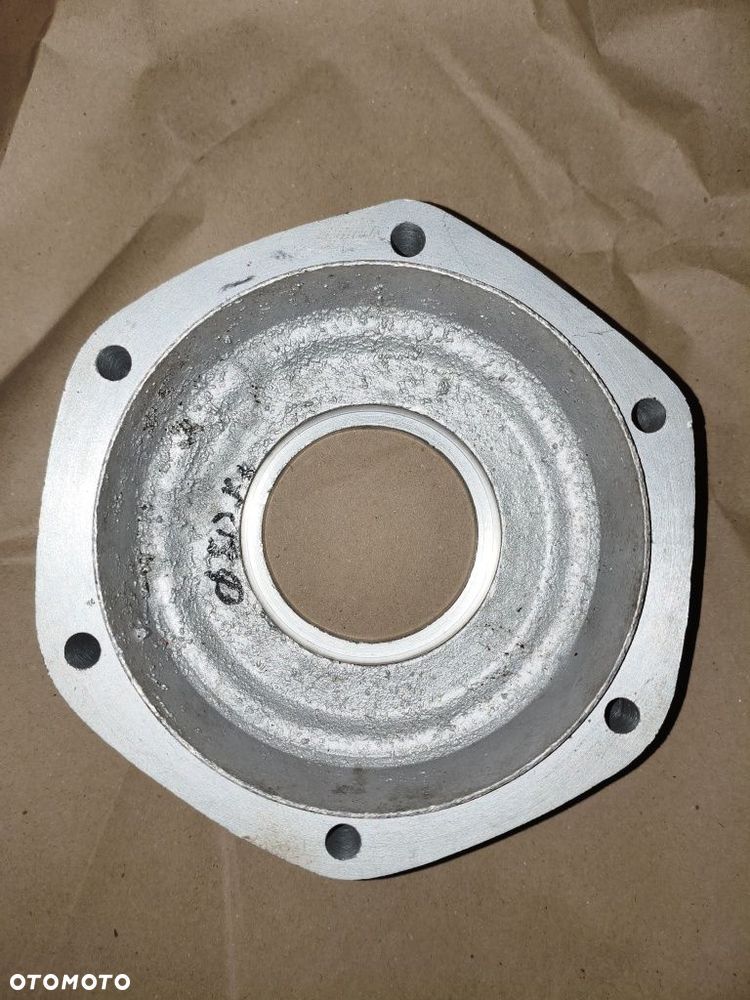 Pokrywa środkowa dyferencjału z napędem na koło wózka Dniepr16 MT12 - 2