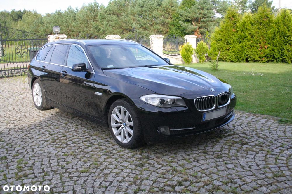 BMW 5 Series 2012 photo 3