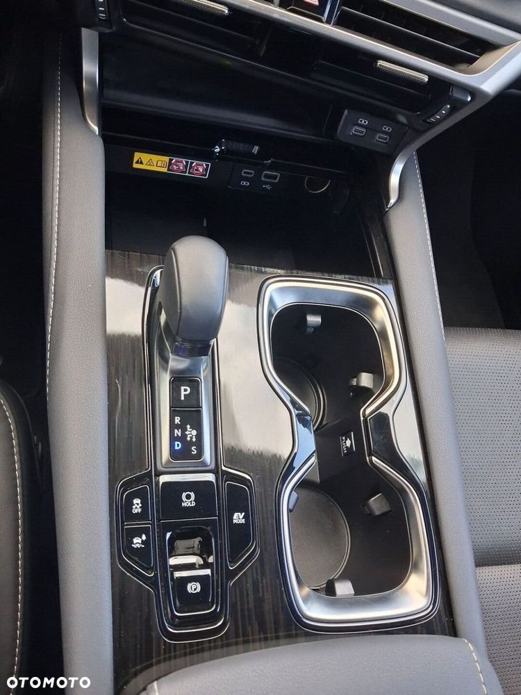 Lexus RX - 13