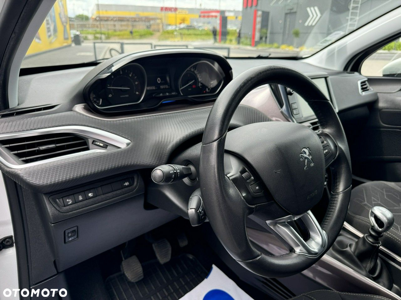 Peugeot 2008 - 17