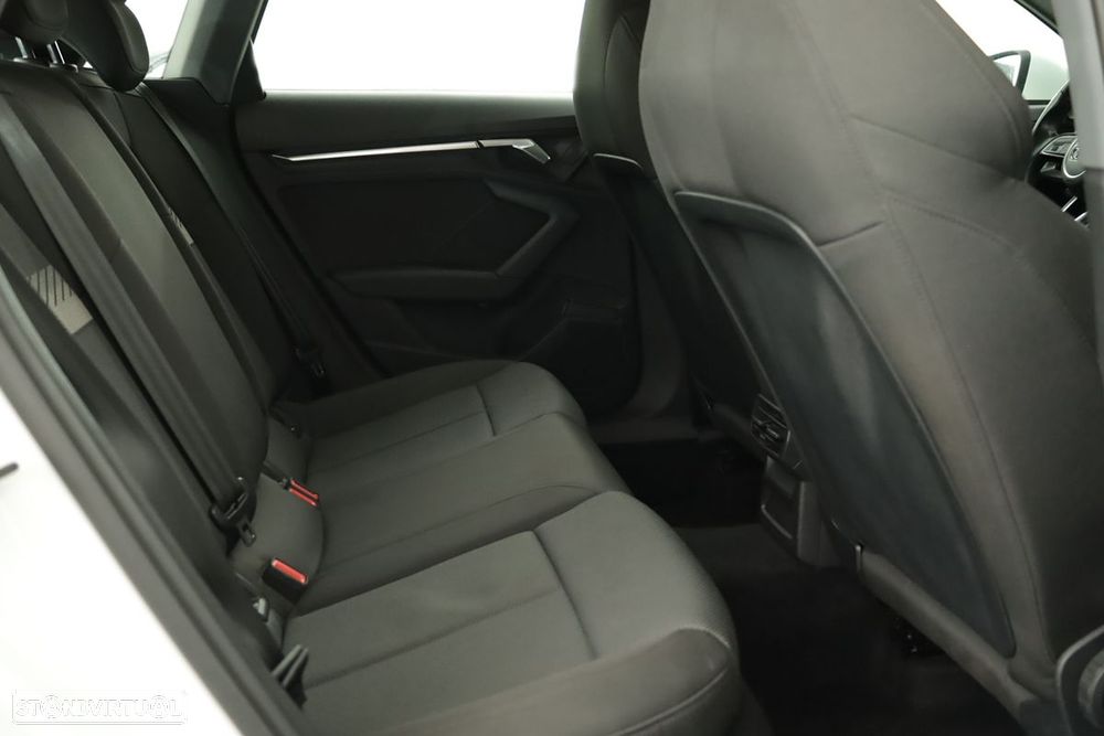 Audi A3 Sportback 30 TFSI S tronic - 23