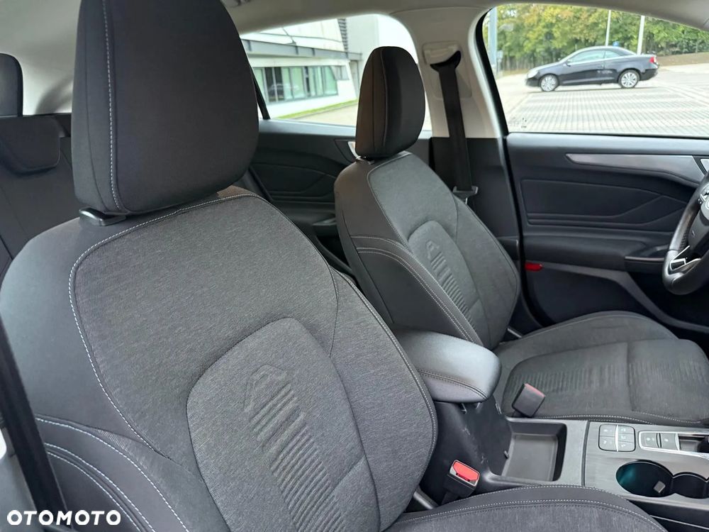 Ford Focus 1.0 EcoBoost Active - 25