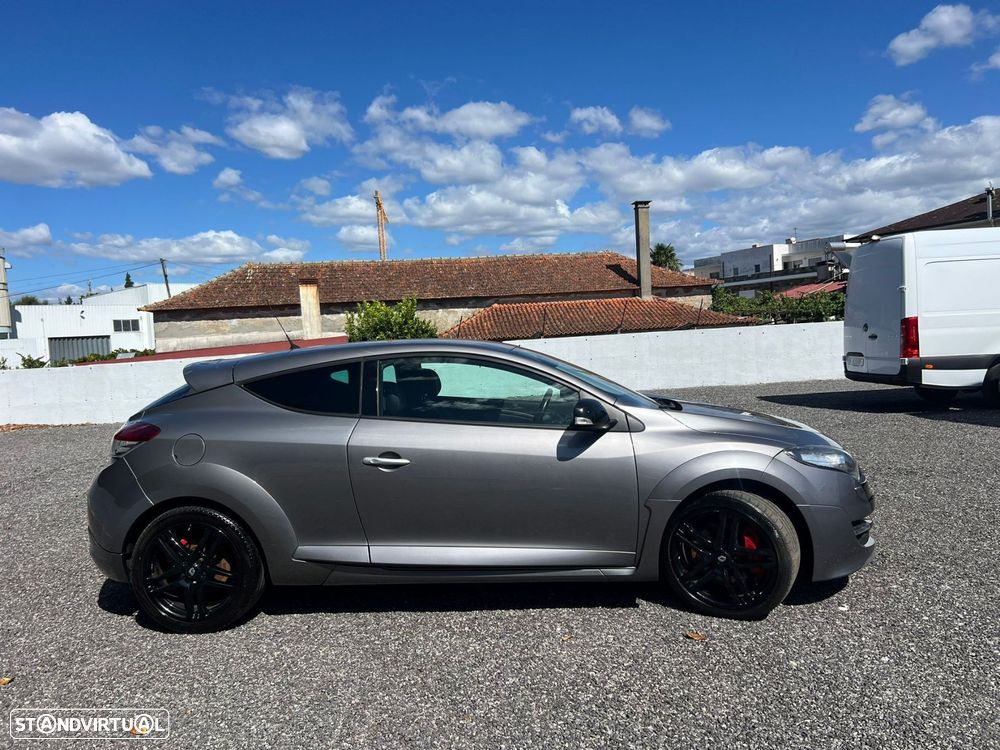 Renault Mégane Coupe 2.0 T 16V RS - 10