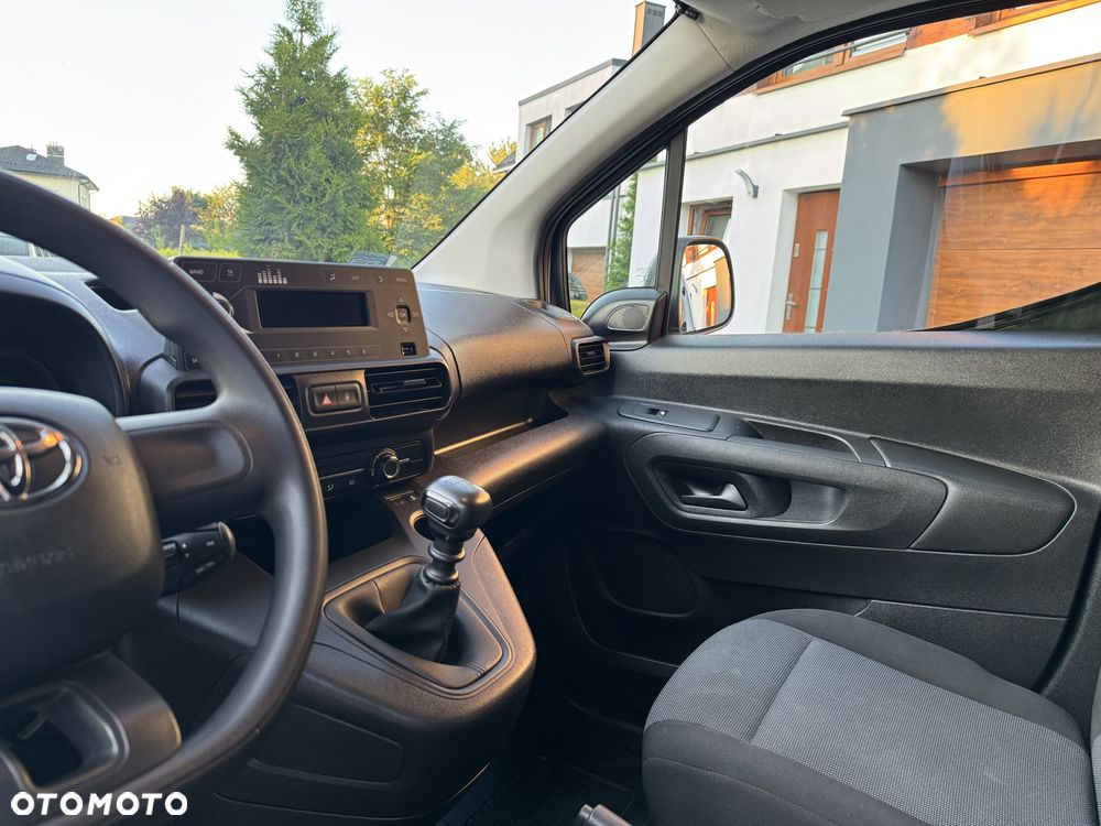 Toyota Proace City - 12