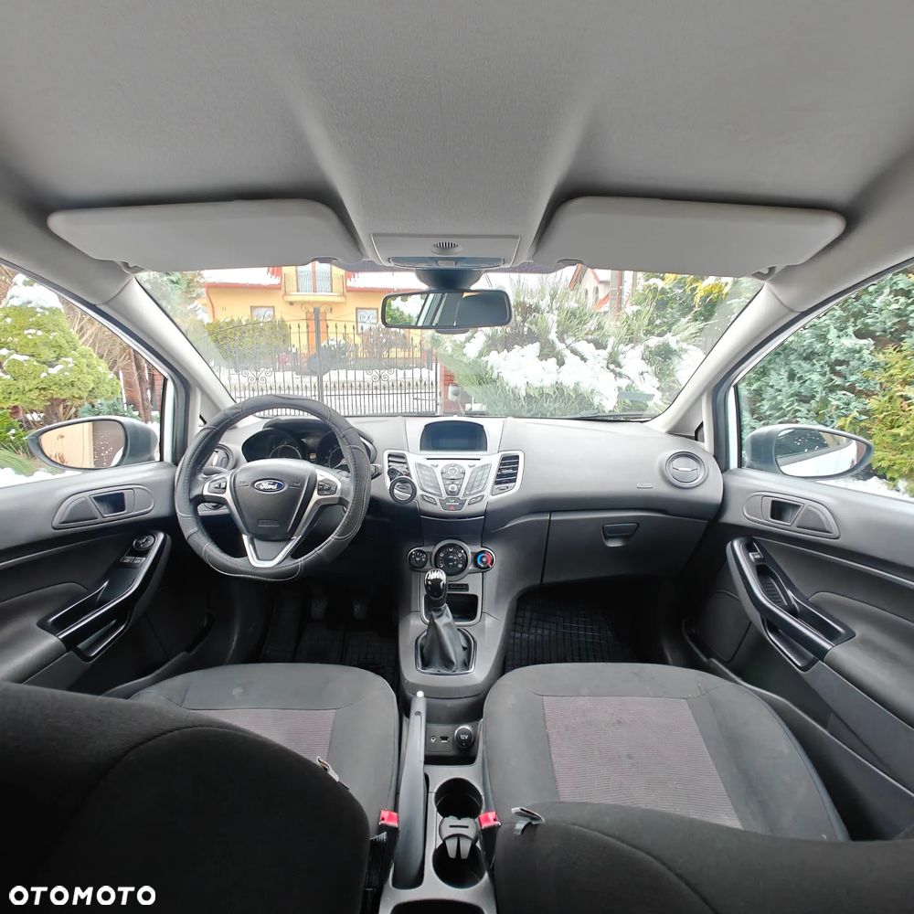 Ford Fiesta - 8
