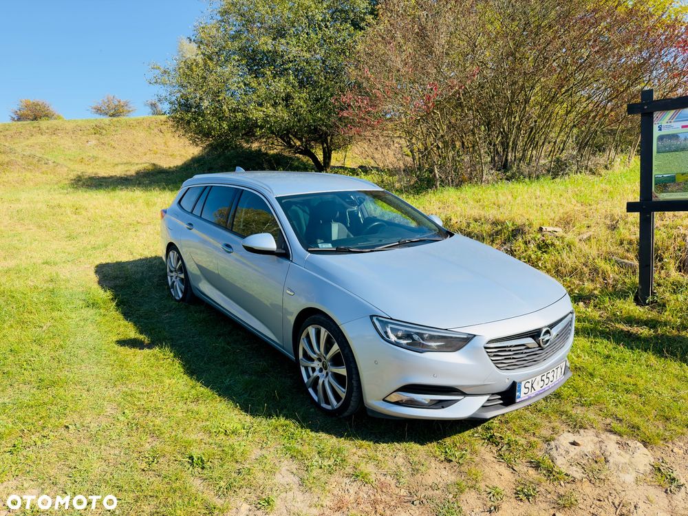 Opel Insignia - 1