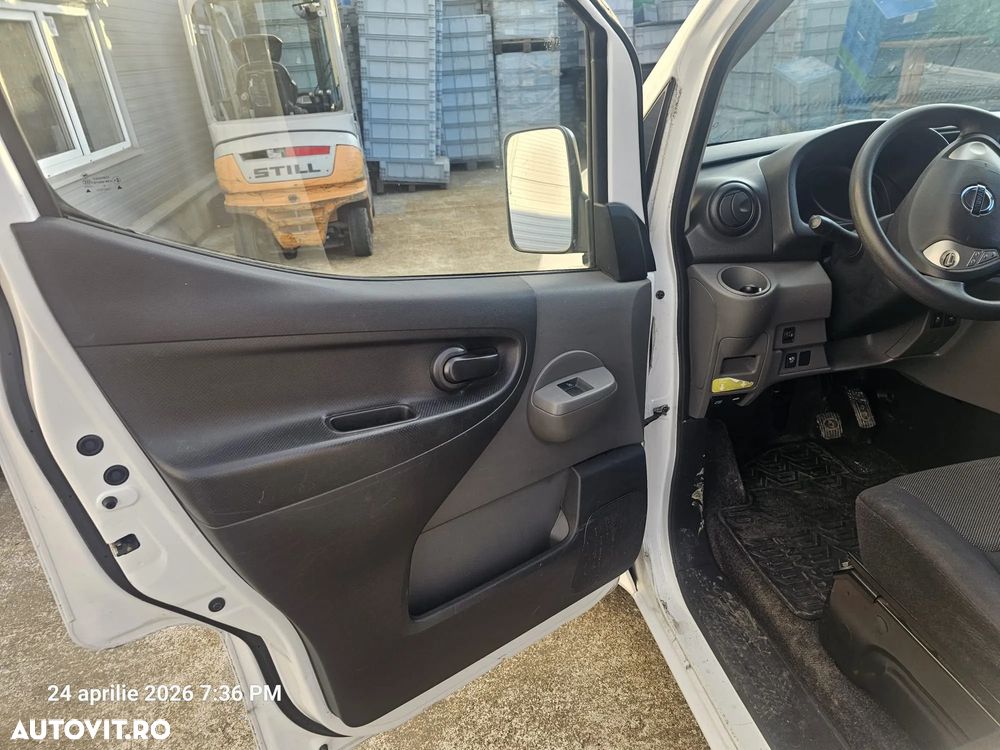 Nissan NV200 - 13