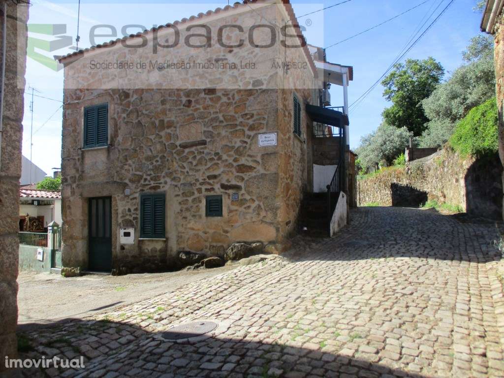 Moradia em Pedra, perto de Monsanto - Grande imagem: 2/10