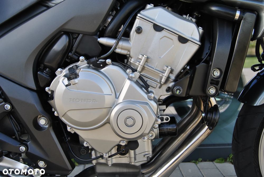 Honda CBF - 10