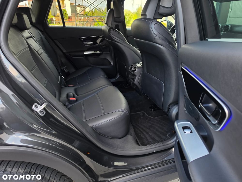 Mercedes-Benz GLC 220 d mHEV 4-Matic AMG Line - 17
