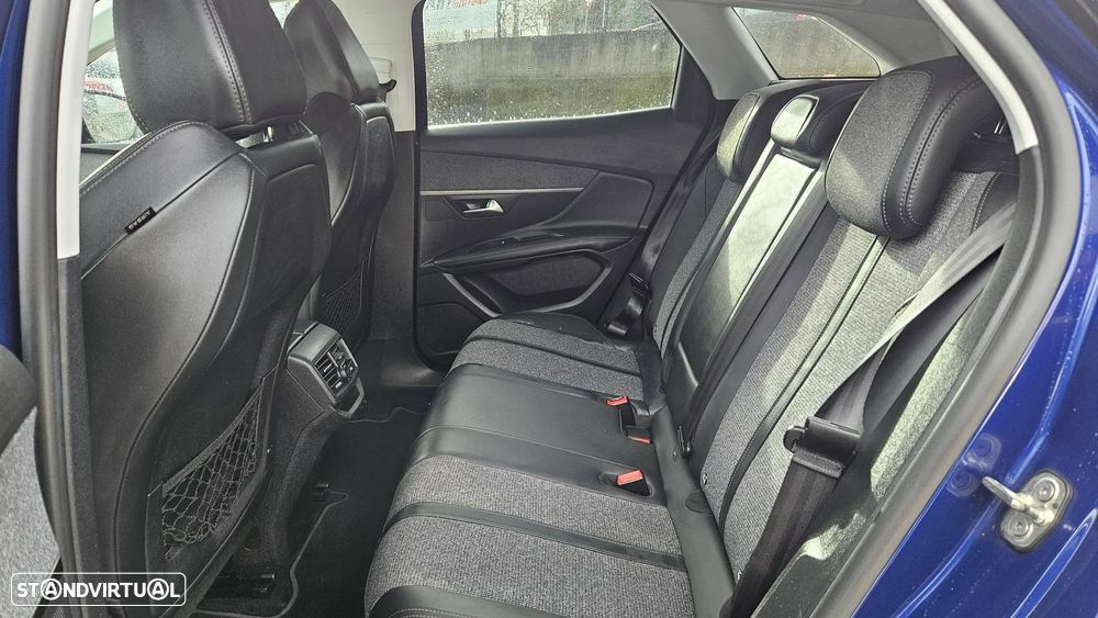 Peugeot 3008 BlueHDi 130 Stop & Start EAT8 Allure - 40