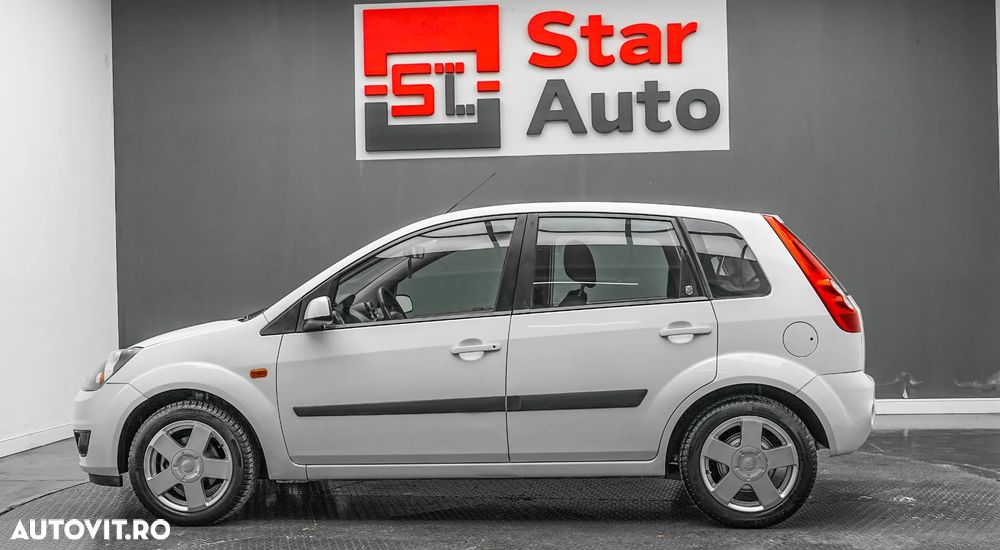 Ford Fiesta 1.4 TDCI Ghia - 10