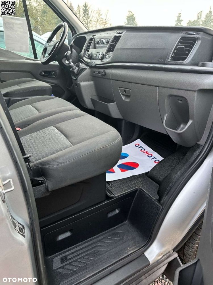 Ford Transit - 12