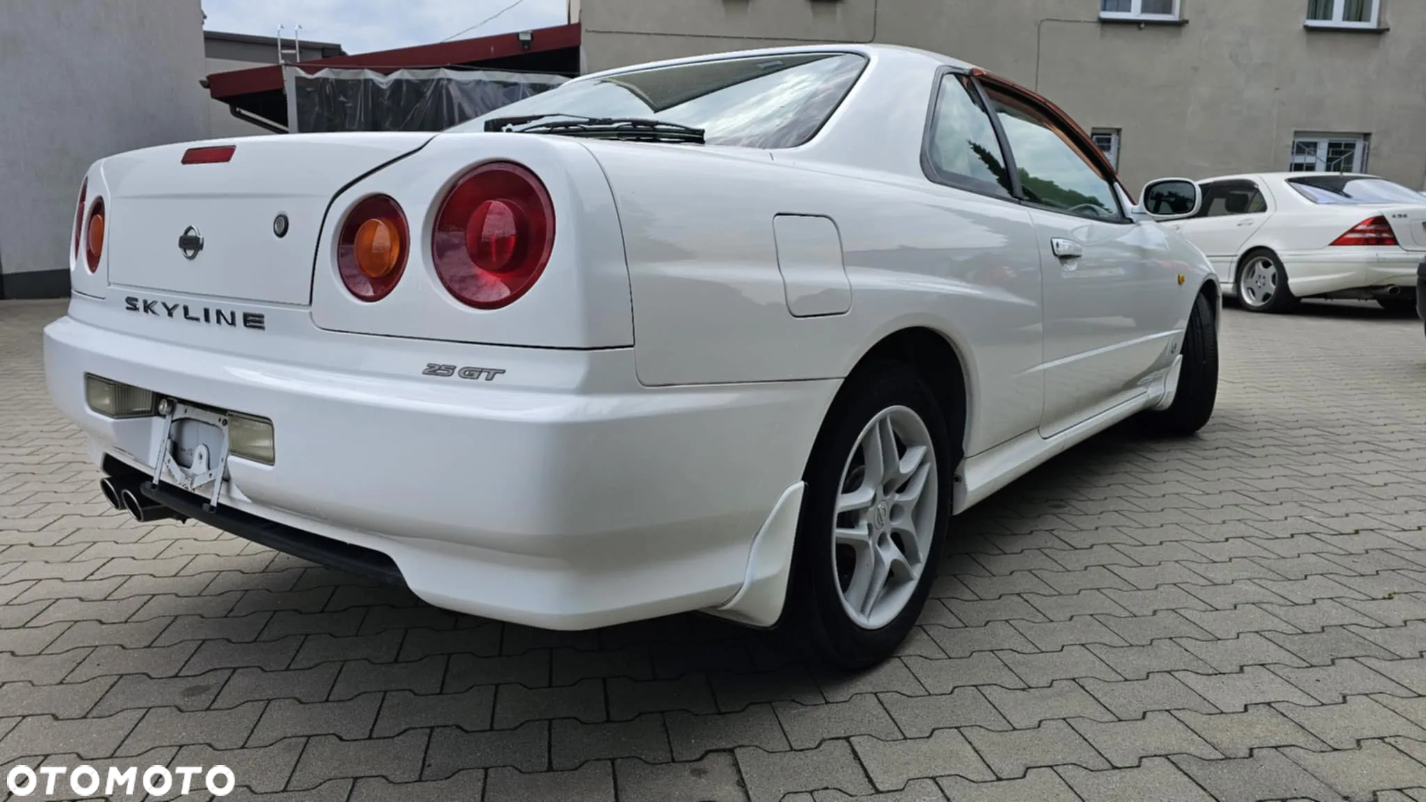 Nissan Skyline - 9