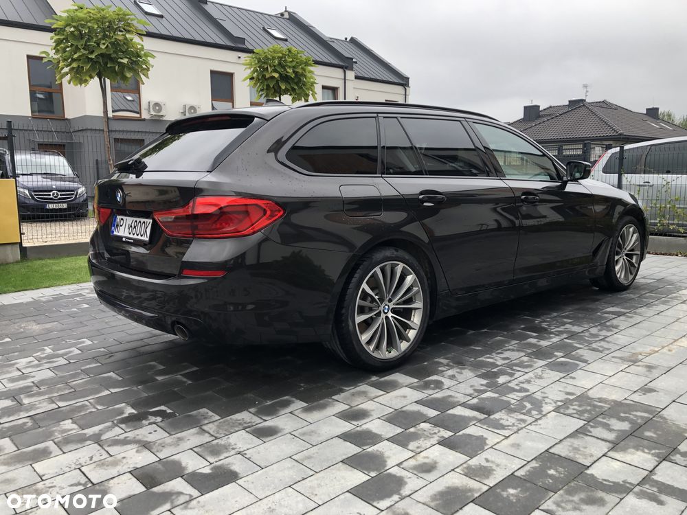 BMW Seria 5 520d Sport Line sport - 9