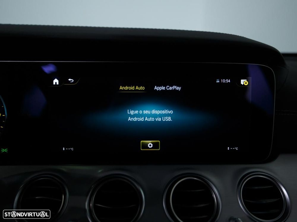 Mercedes-Benz E 300 de AMG Line - 30