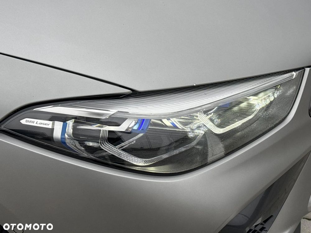 BMW M8 Standard - 35