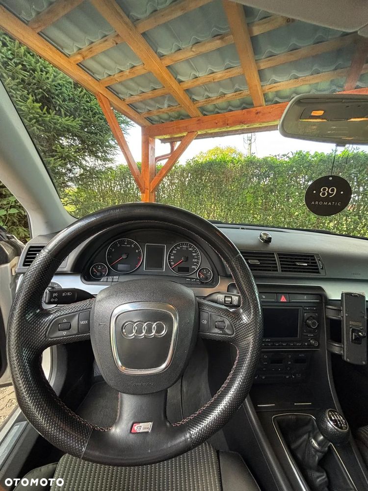 Audi A4 Avant 1.8T Quattro - 12