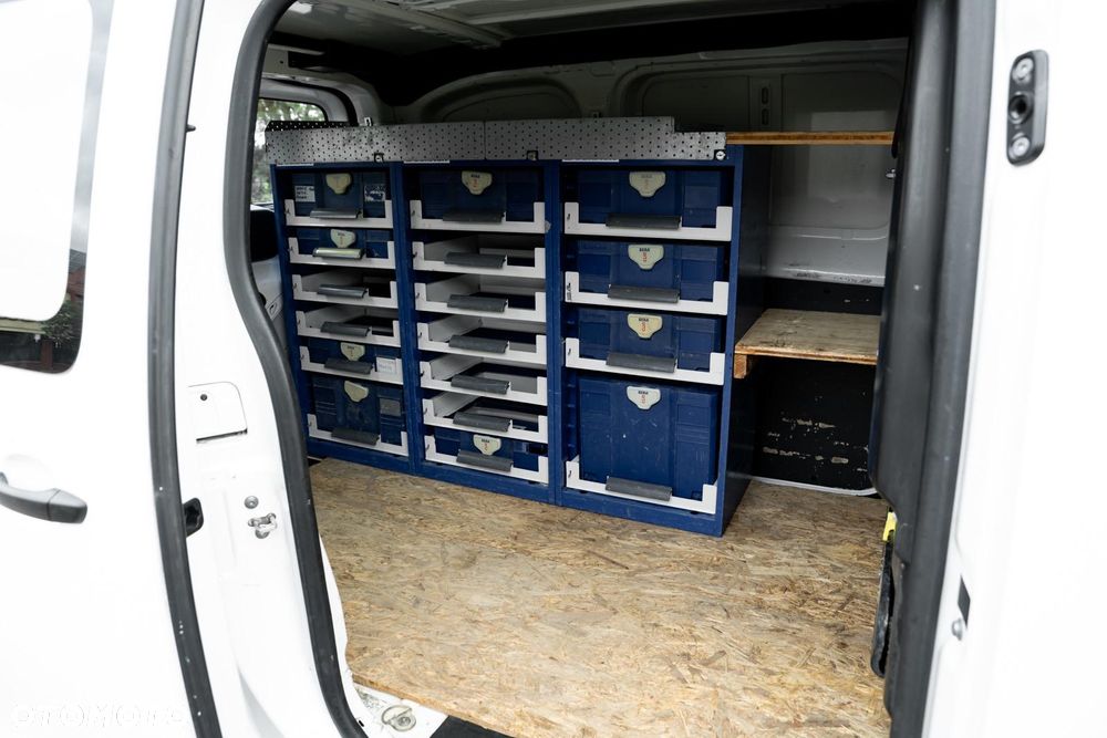 Opel Vivaro - 17